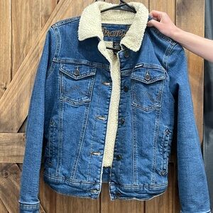 Wrangler Blue Denim Jacket with Sherpa Lining